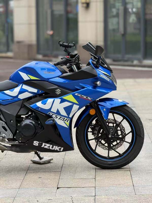 二手豪爵铃木GSX250R