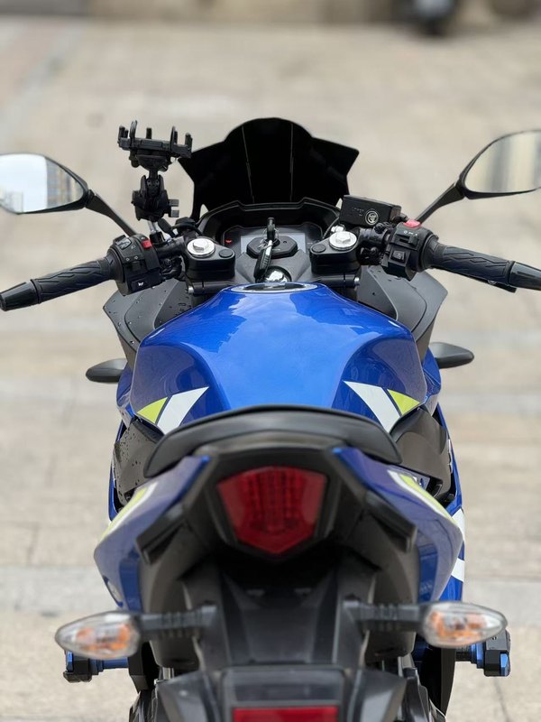 二手豪爵铃木GSX250R