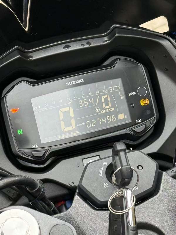 二手豪爵铃木GSX250R