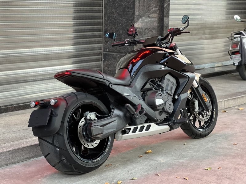 二手奔达LFC700 燎