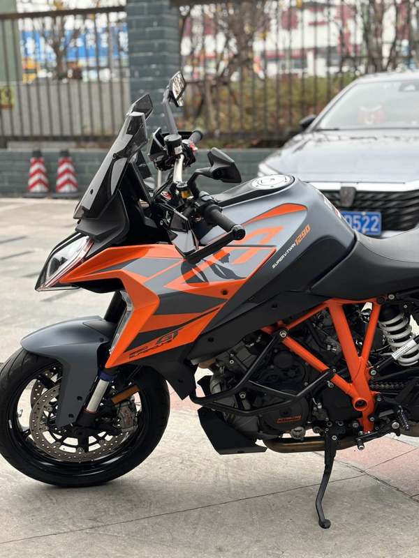 二手KTMR2R1290 Super Duke GT