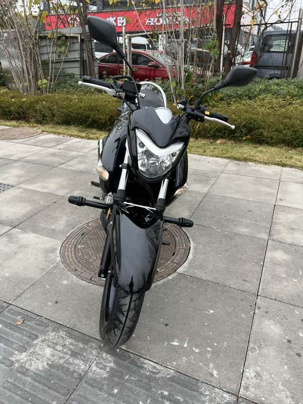 二手豪爵铃木骊驰 GW250