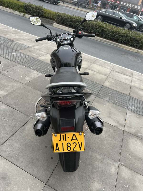 二手豪爵铃木骊驰 GW250