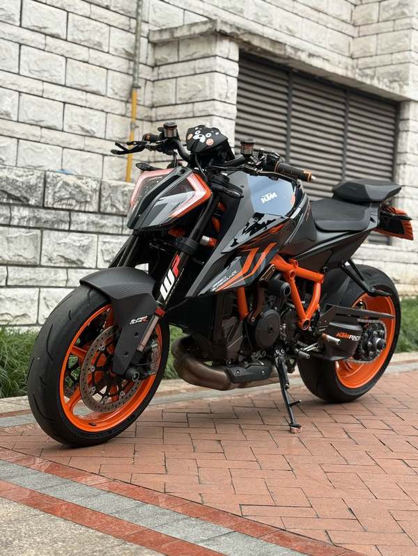 二手KTMR2R1290 Super Duke