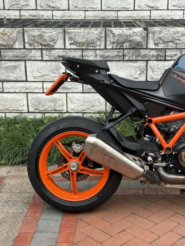 二手KTMR2R1290 Super Duke