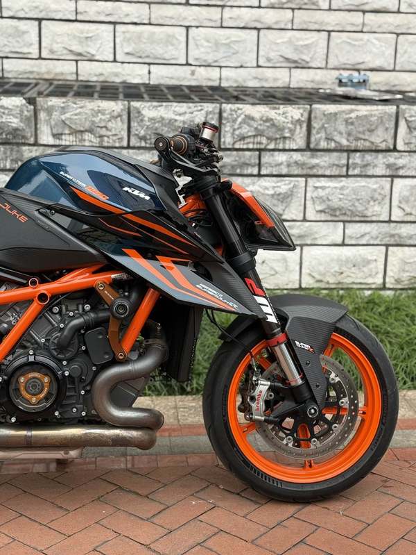 二手KTMR2R1290 Super Duke