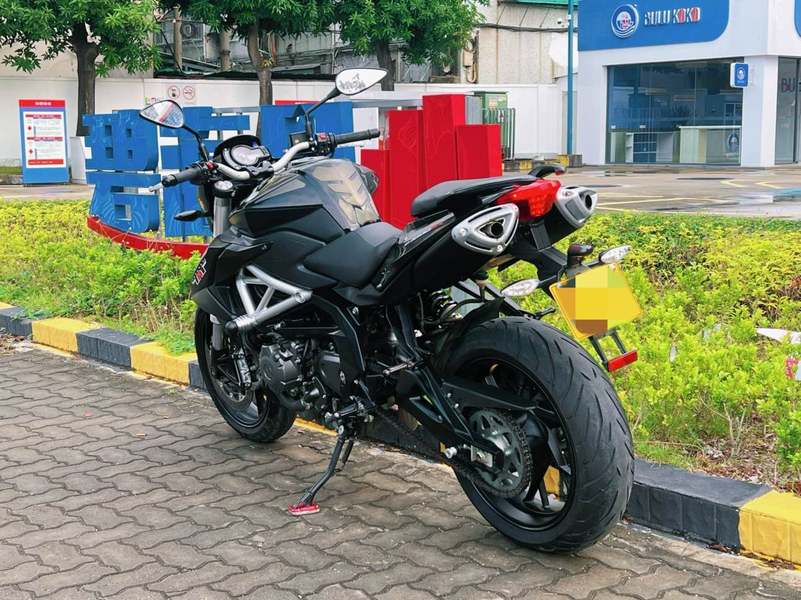 二手贝纳利TNT600i