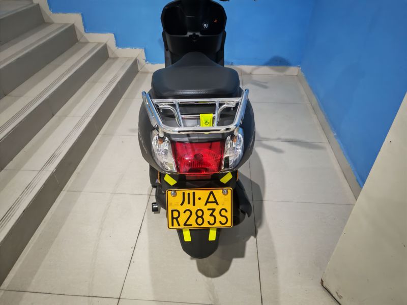 二手五羊本田SCR125