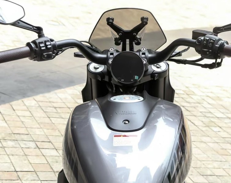 二手维多利亚Simplee V70