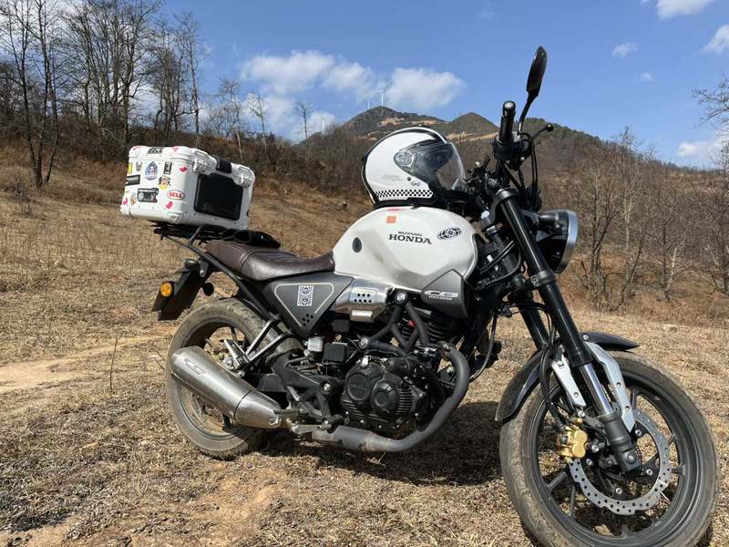 二手五羊本田鸷道 CB190SS