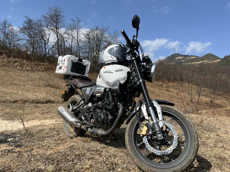 二手五羊本田鸷道 CB190SS