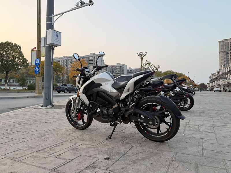 二手贝纳利小迅龙 BN150S