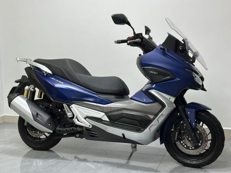 二手大阳V锐 ADV350