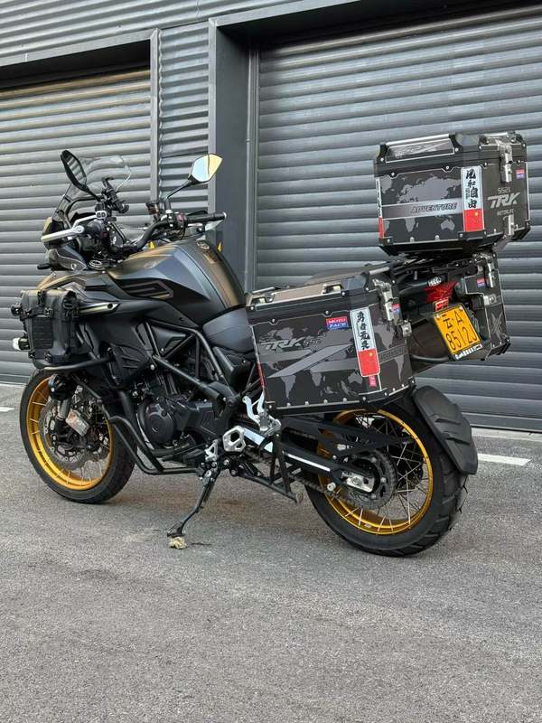 二手贝纳利TRK552