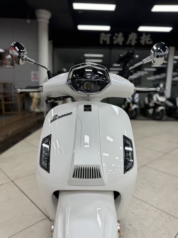 二手雷拉尼罗蜜欧200