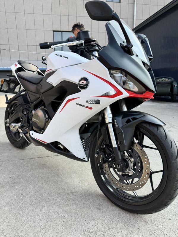 二手QJMOTOR赛250