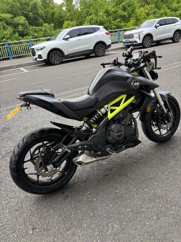 二手QJMOTOR追350