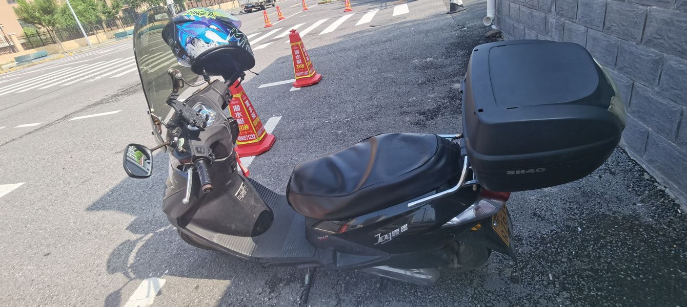 二手五羊本田SCR 喜鲨125