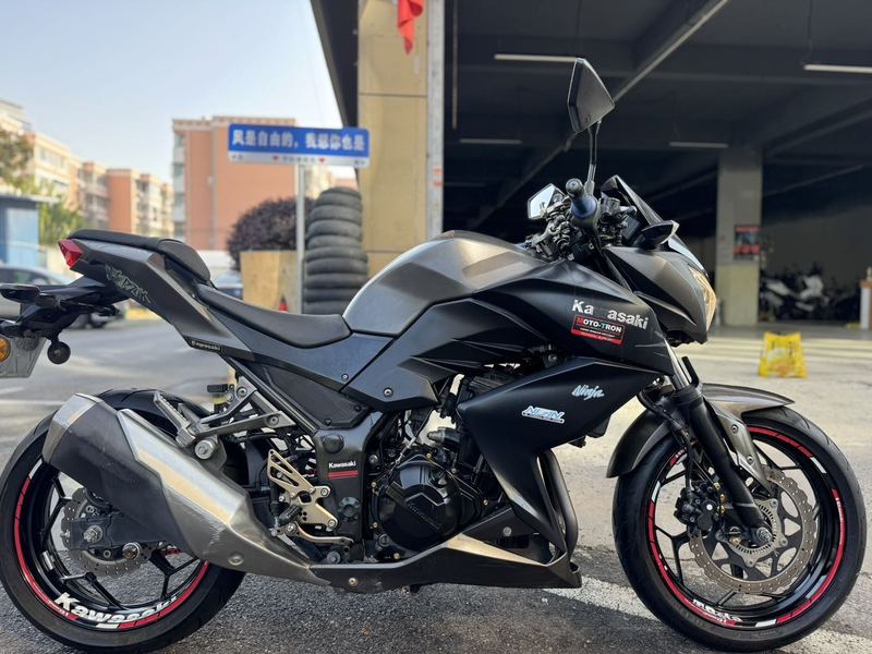 二手川崎Z 250 ABS
