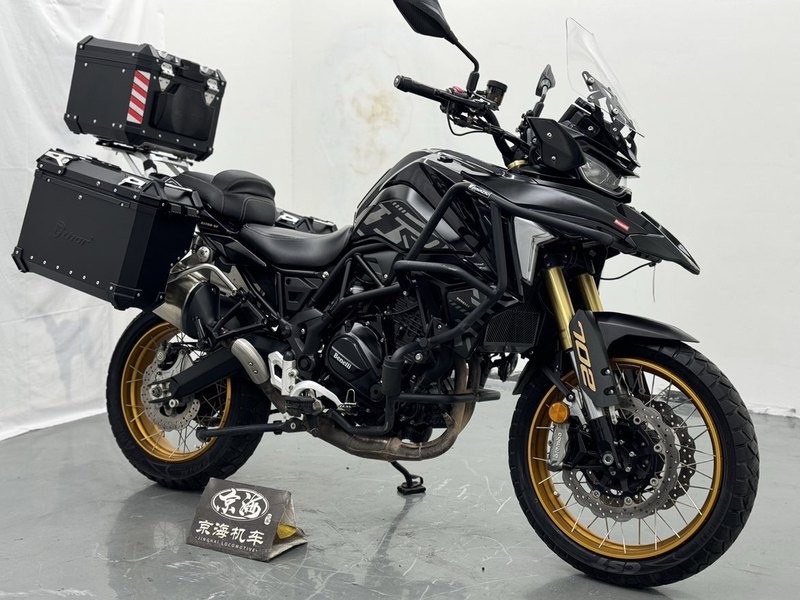 二手贝纳利TRK702