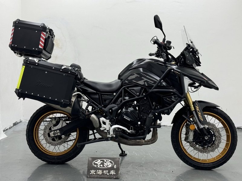 二手贝纳利TRK702