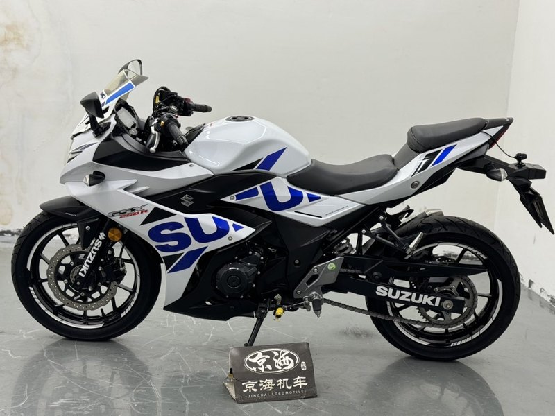 二手豪爵铃木GSX250R