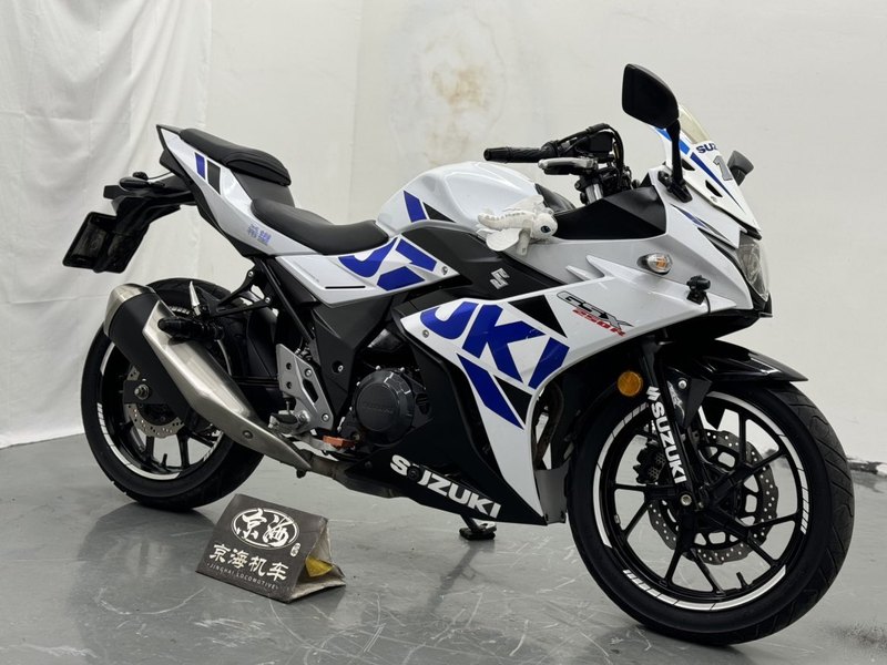 二手豪爵铃木GSX250R
