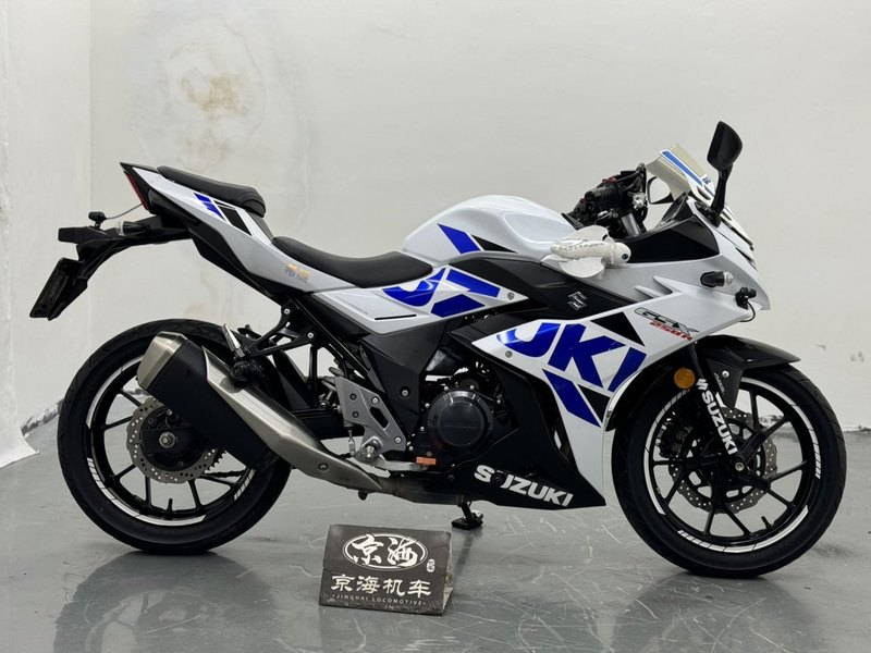二手豪爵铃木GSX250R