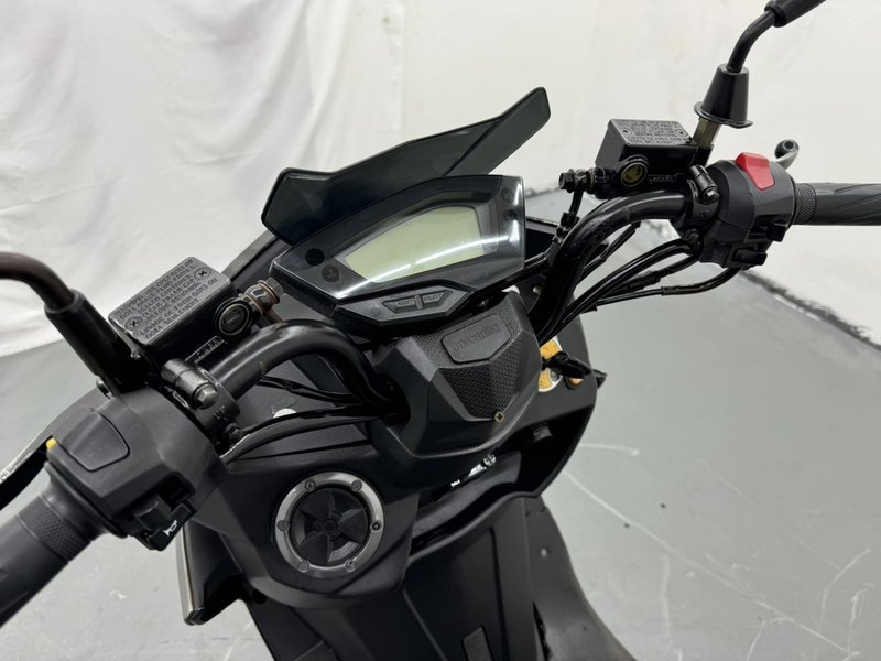 二手金城草蜢 200