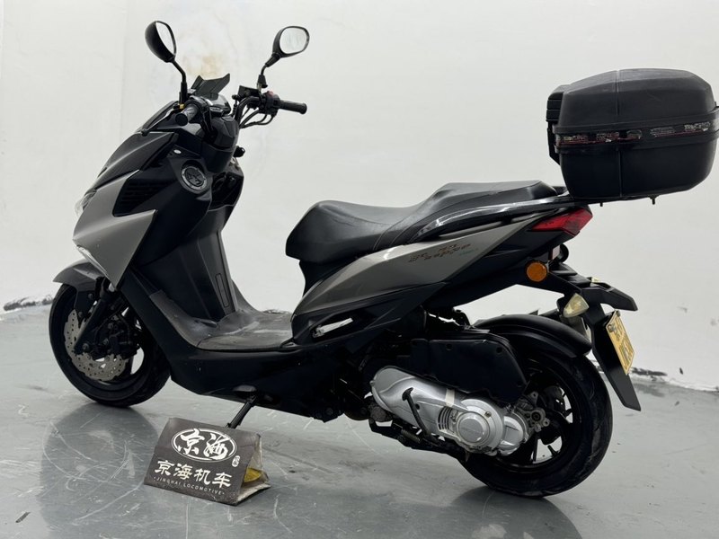 二手金城草蜢 200