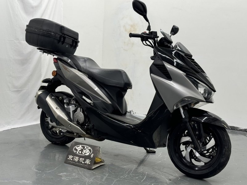 二手金城草蜢 200