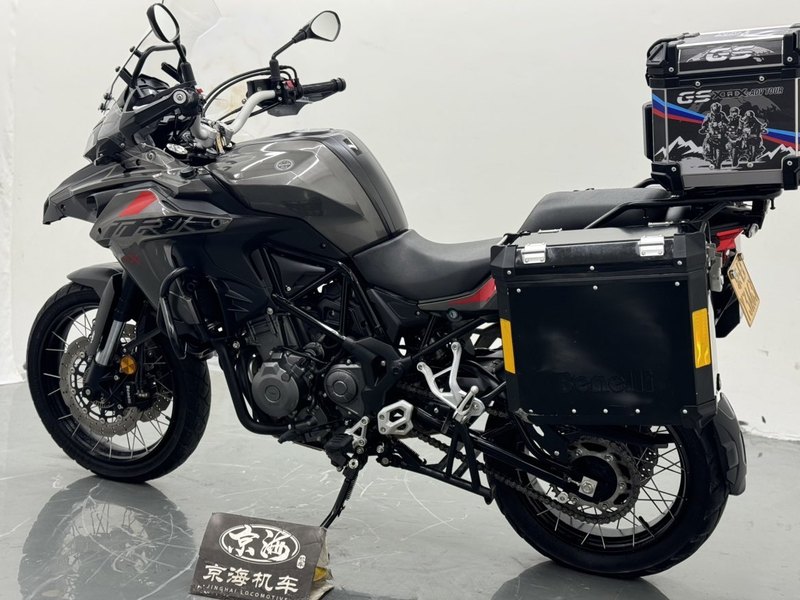 二手贝纳利金鹏 TRK502