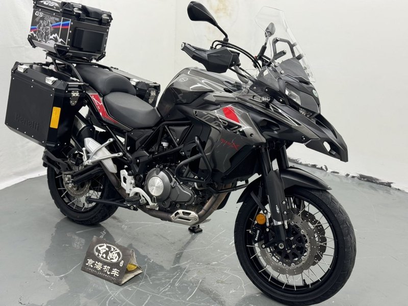二手贝纳利金鹏 TRK502