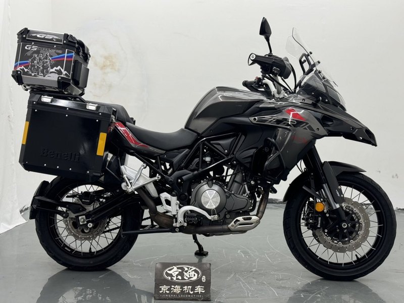 二手贝纳利金鹏 TRK502