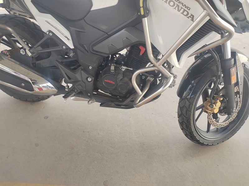 二手五羊本田猛鸷 CB190X