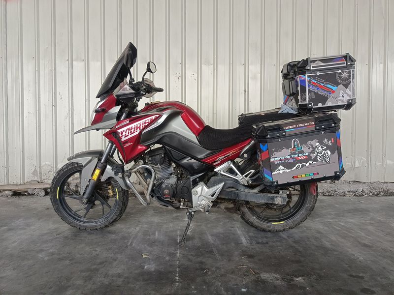 二手五羊本田猛鸷 CB190X