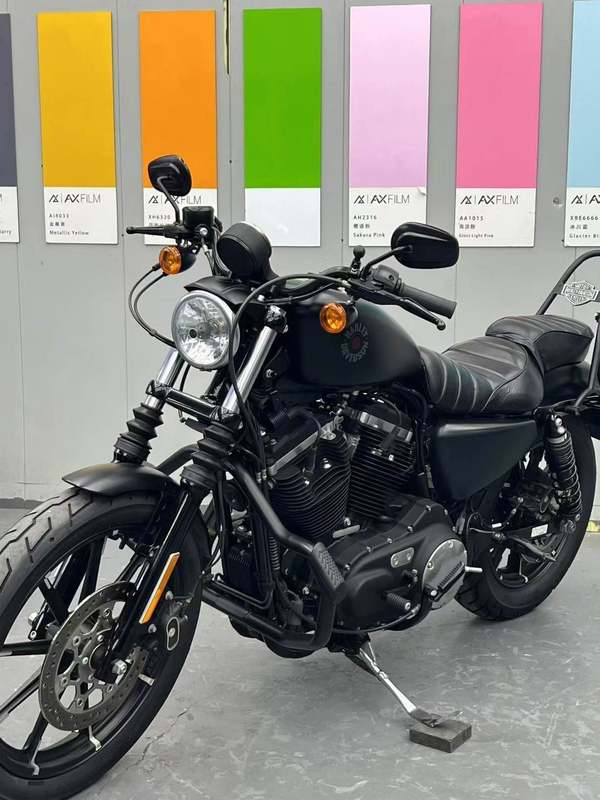 二手哈雷戴维森Iron883 硬汉