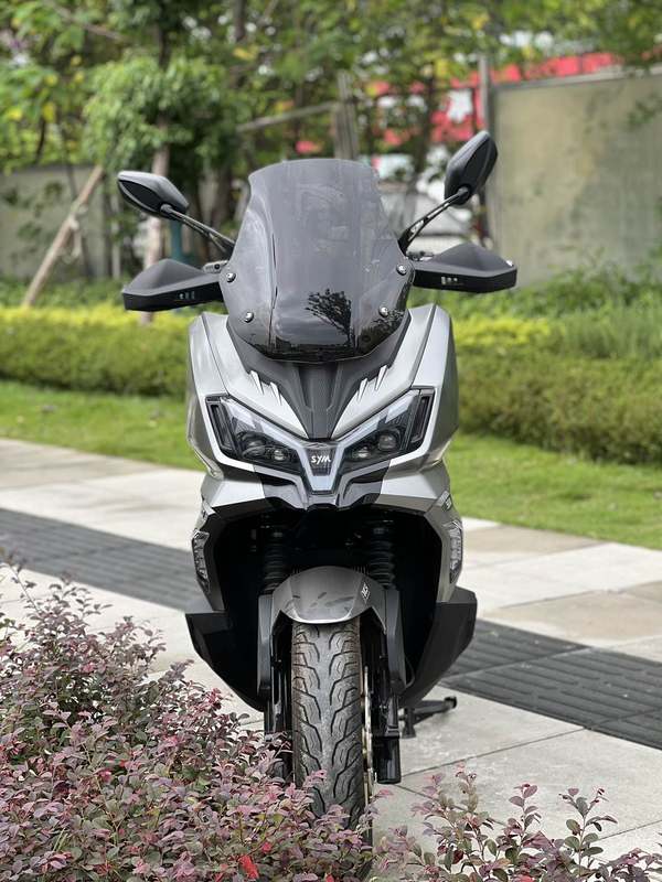 二手三阳哈士奇 Husky ADV300