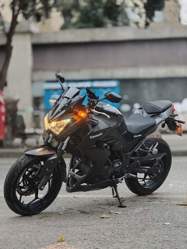 二手川崎Z 250 ABS