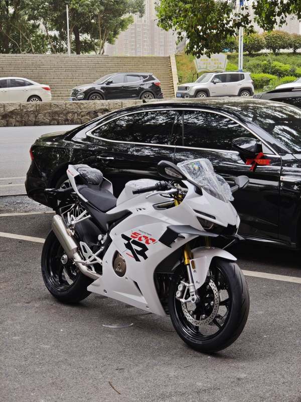 二手张雪机车500RR