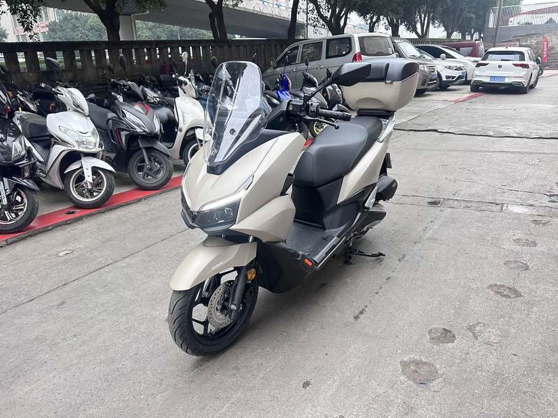 二手五羊本田NWT150