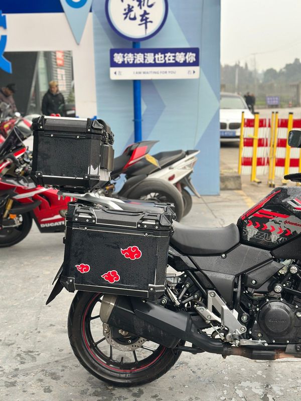 二手豪爵铃木DL250