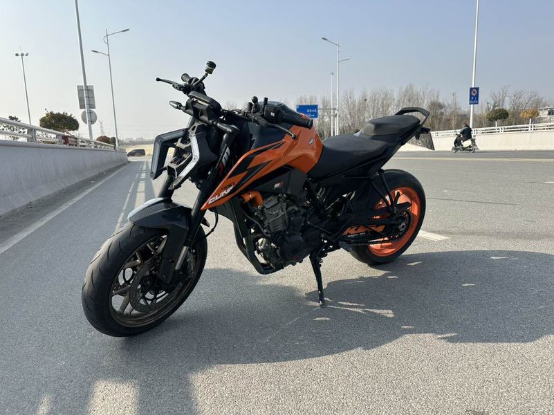 二手KTMR2R790 Duke