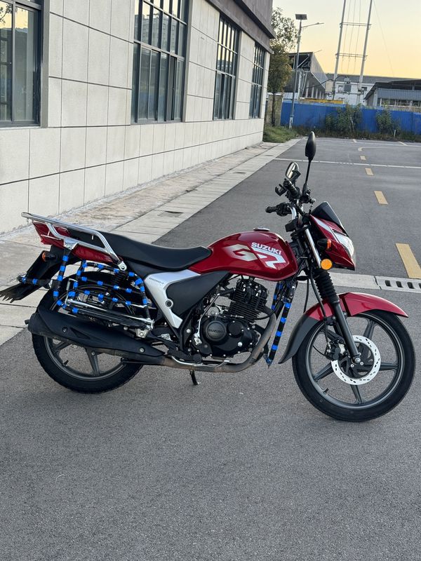 二手济南铃木悍刃150