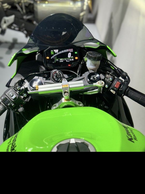 二手川崎Ninja ZX-6R 