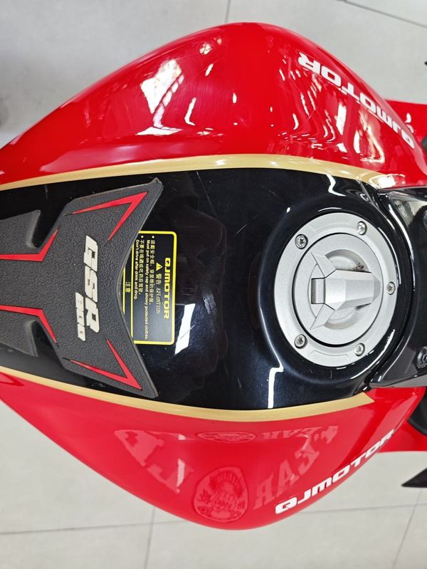 二手QJMOTOR赛800