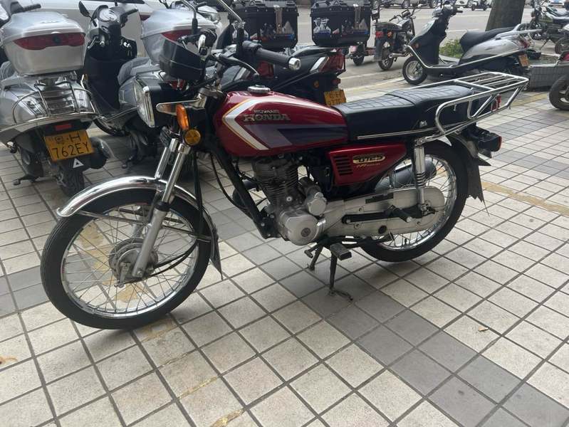 二手五羊本田CG125