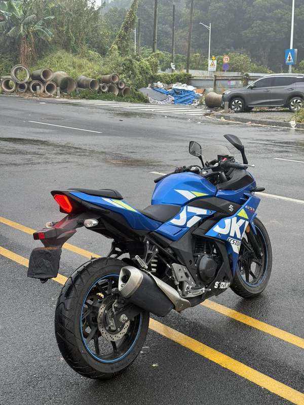 二手豪爵铃木GSX250R
