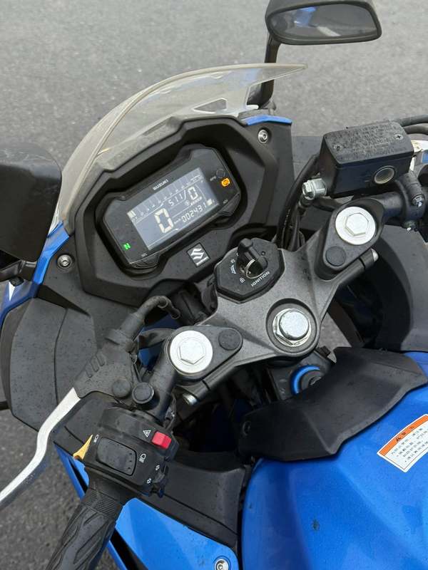 二手豪爵铃木GSX250R