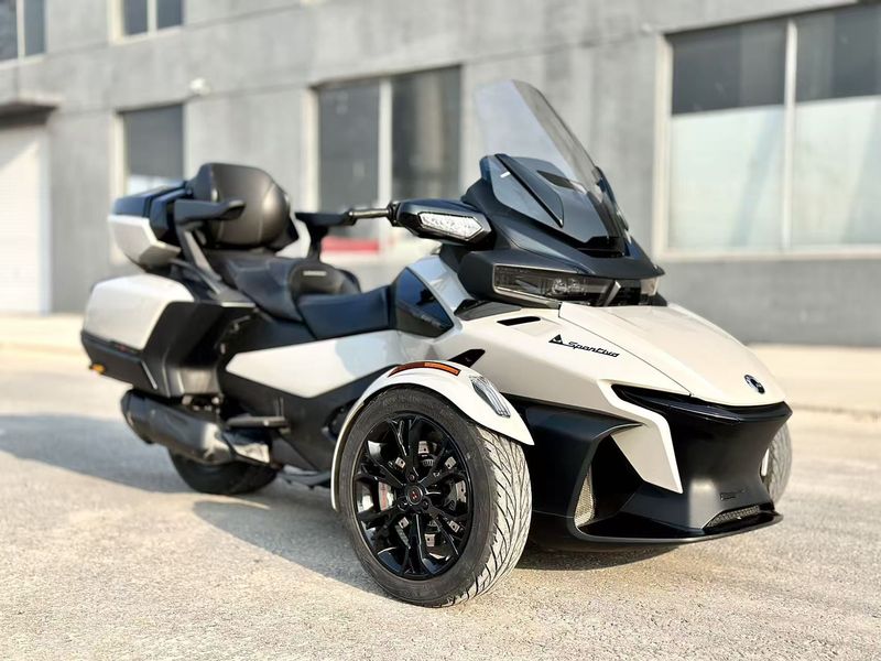 二手庞巴迪Spyder F3 